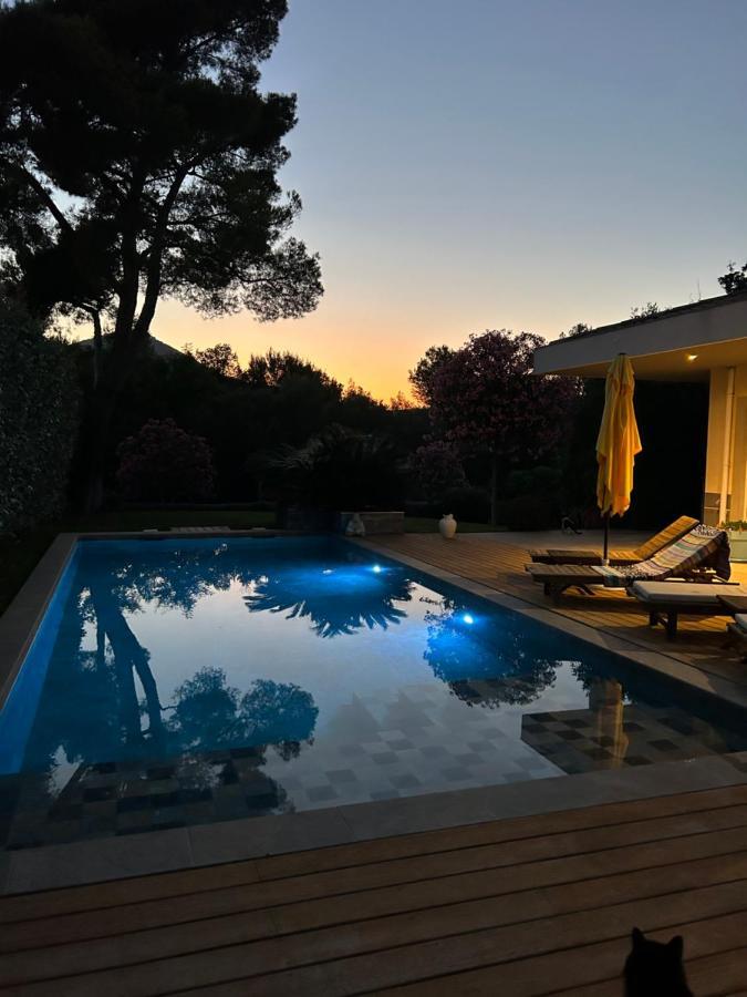 Chambre Luxe Dans Villa De Standing Avec Piscine, Acces Discret Et Independant, Terrasse Arboree Et Parking Prive La Valette-du-Var Kültér fotó